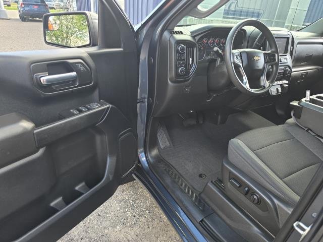 Used 2022 Shadow Gray Metallic CHEVROLET CUSTOM image 13