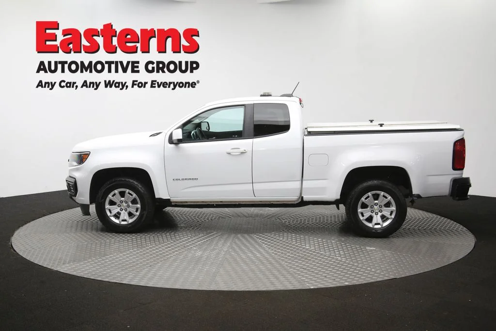 Used 2022 White Chevrolet LT image 60