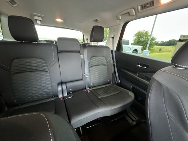 Certified Used 2022 Red Nissan SV image 15