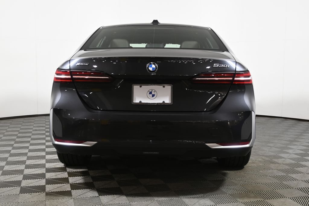 Used 2026 Gray BMW 530i xDrive image 6