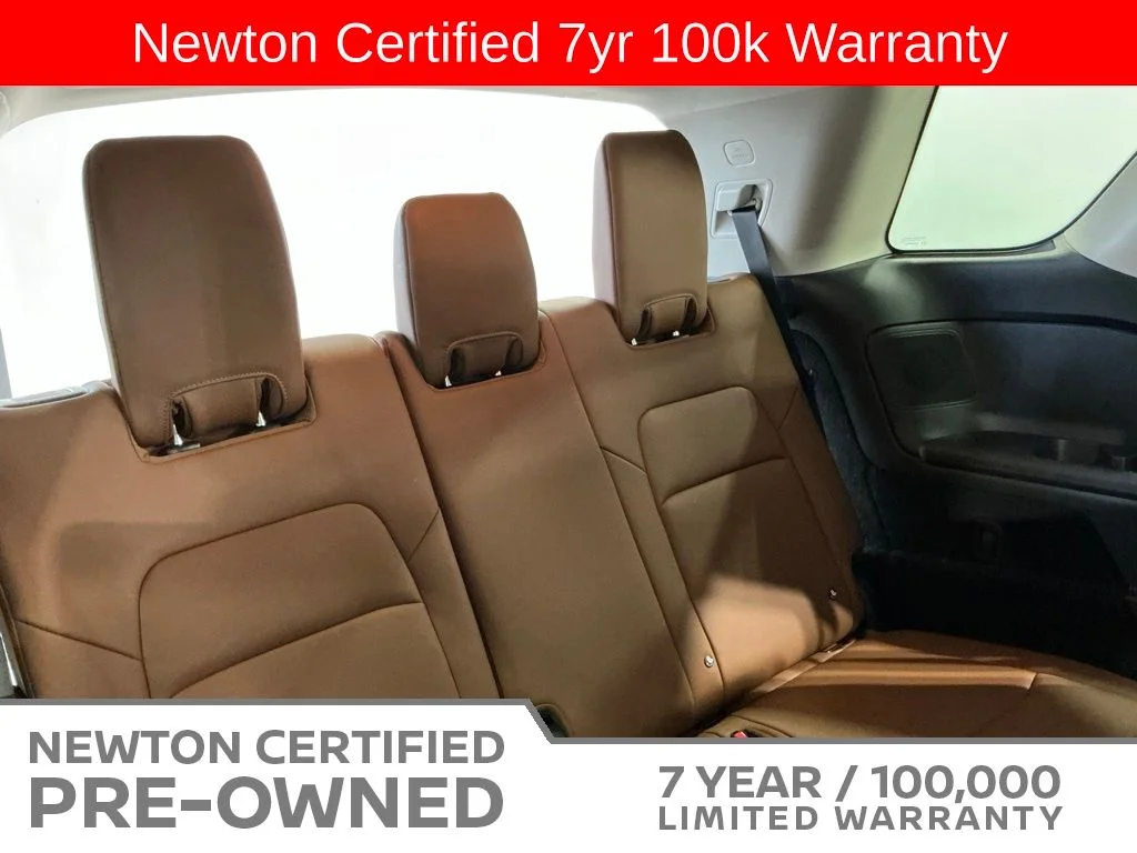 Certified Used 2025 Everest White Pearl Tricoat Nissan Platinum image 18