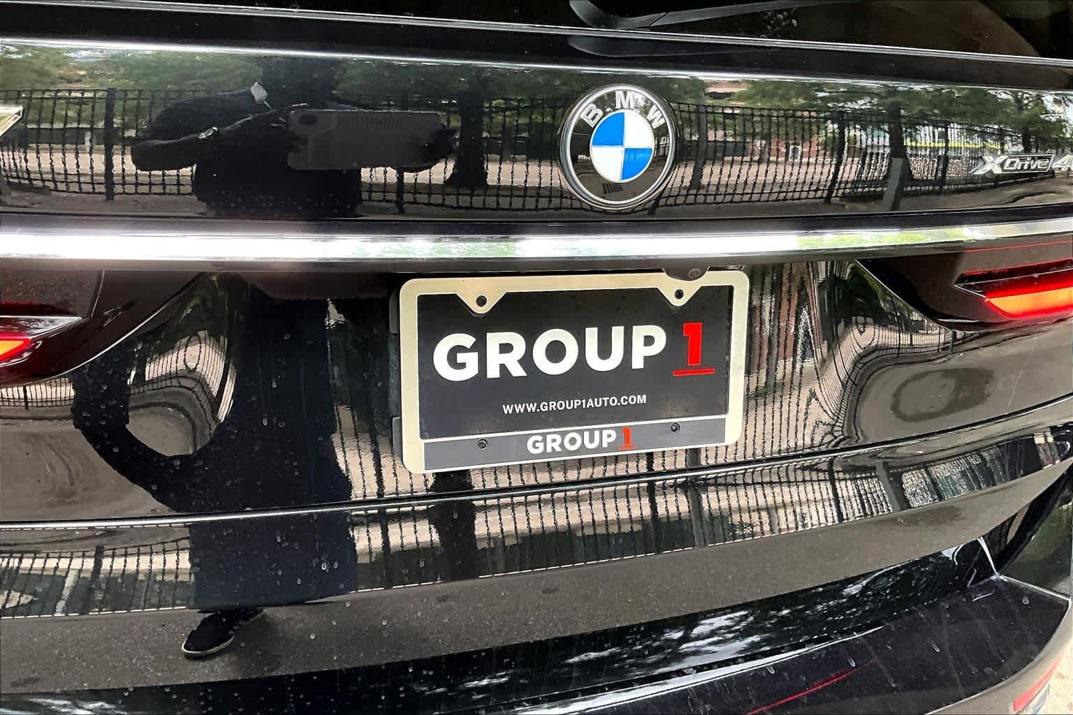 Used 2025 Black Sapphire Metallic BMW xDrive40i image 9