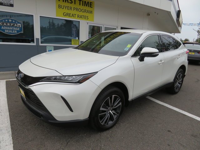 Used 2022 Blizzard Pearl Toyota LE image 1