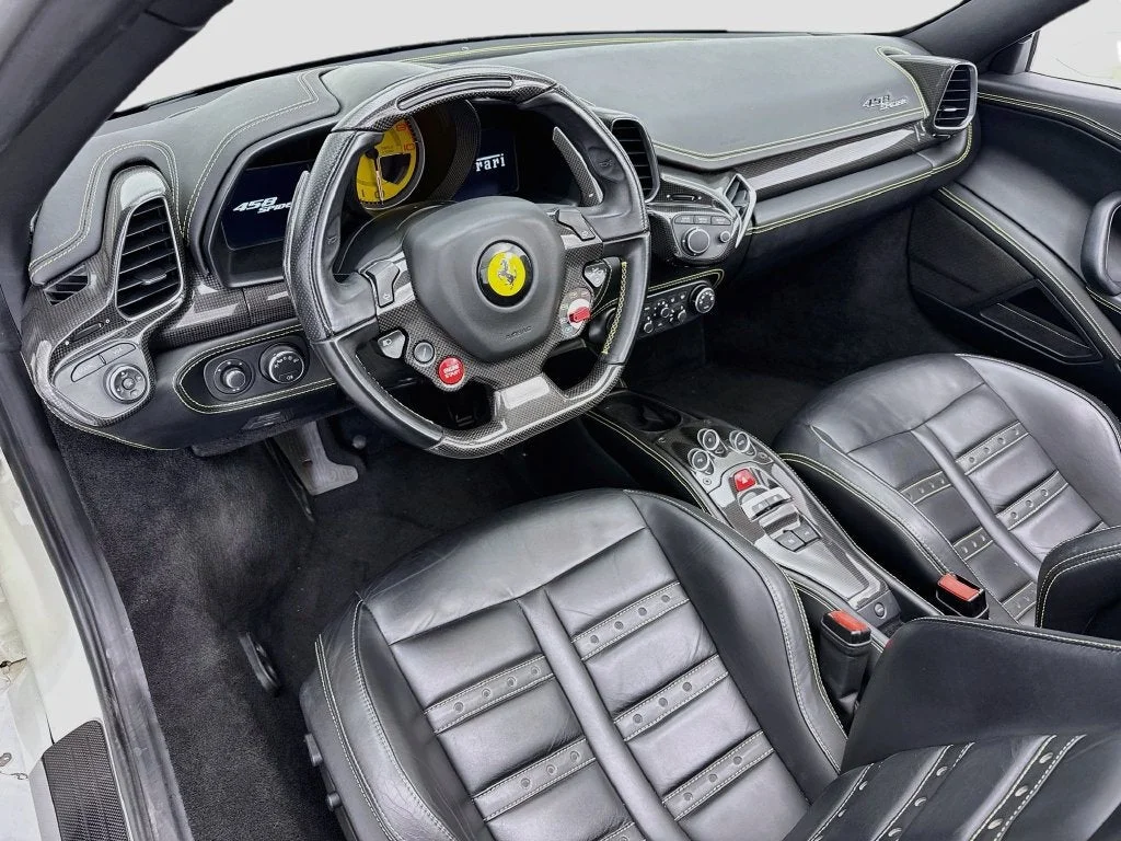 Used 2014 Bianco Avus Ferrari Base image 17