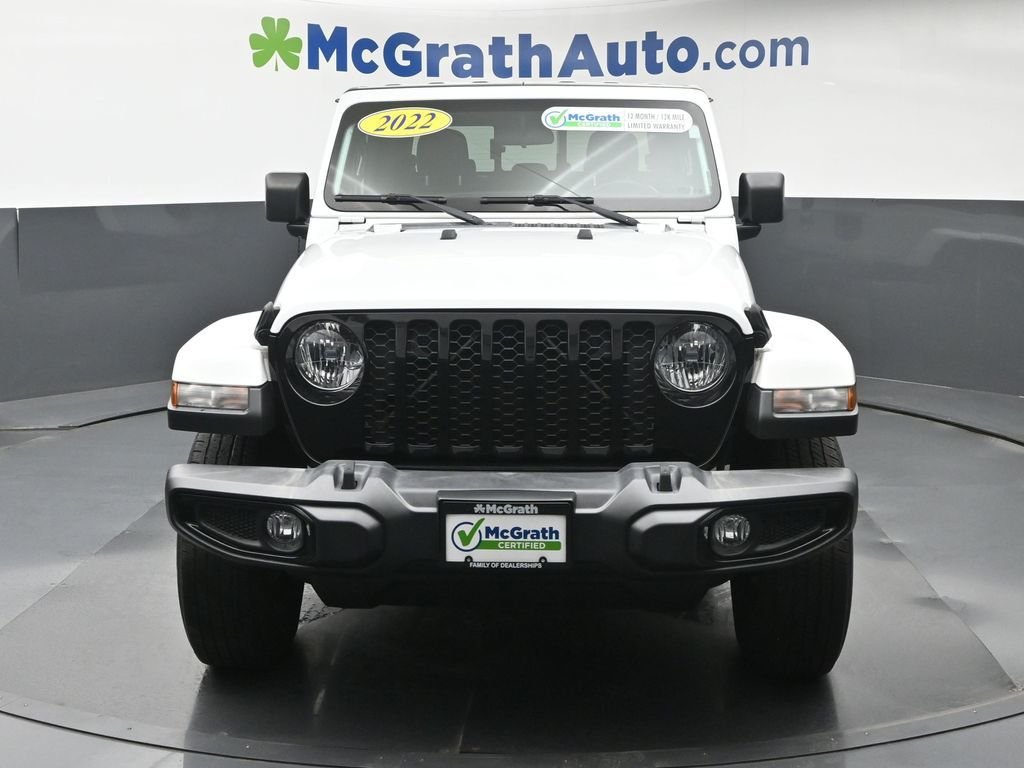 Used 2022 White Jeep Sport image 7