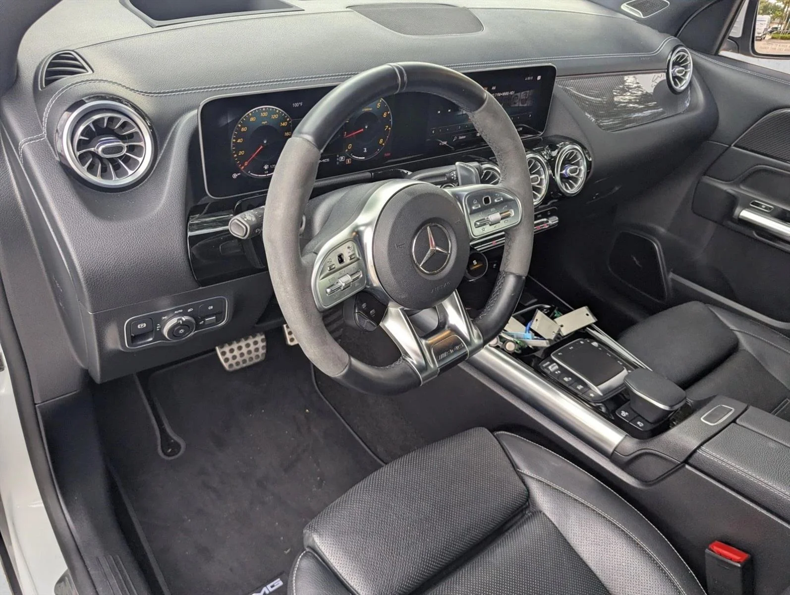 Used 2021 Digital White Metallic Mercedes-Benz AMG® GLA 45 image 10