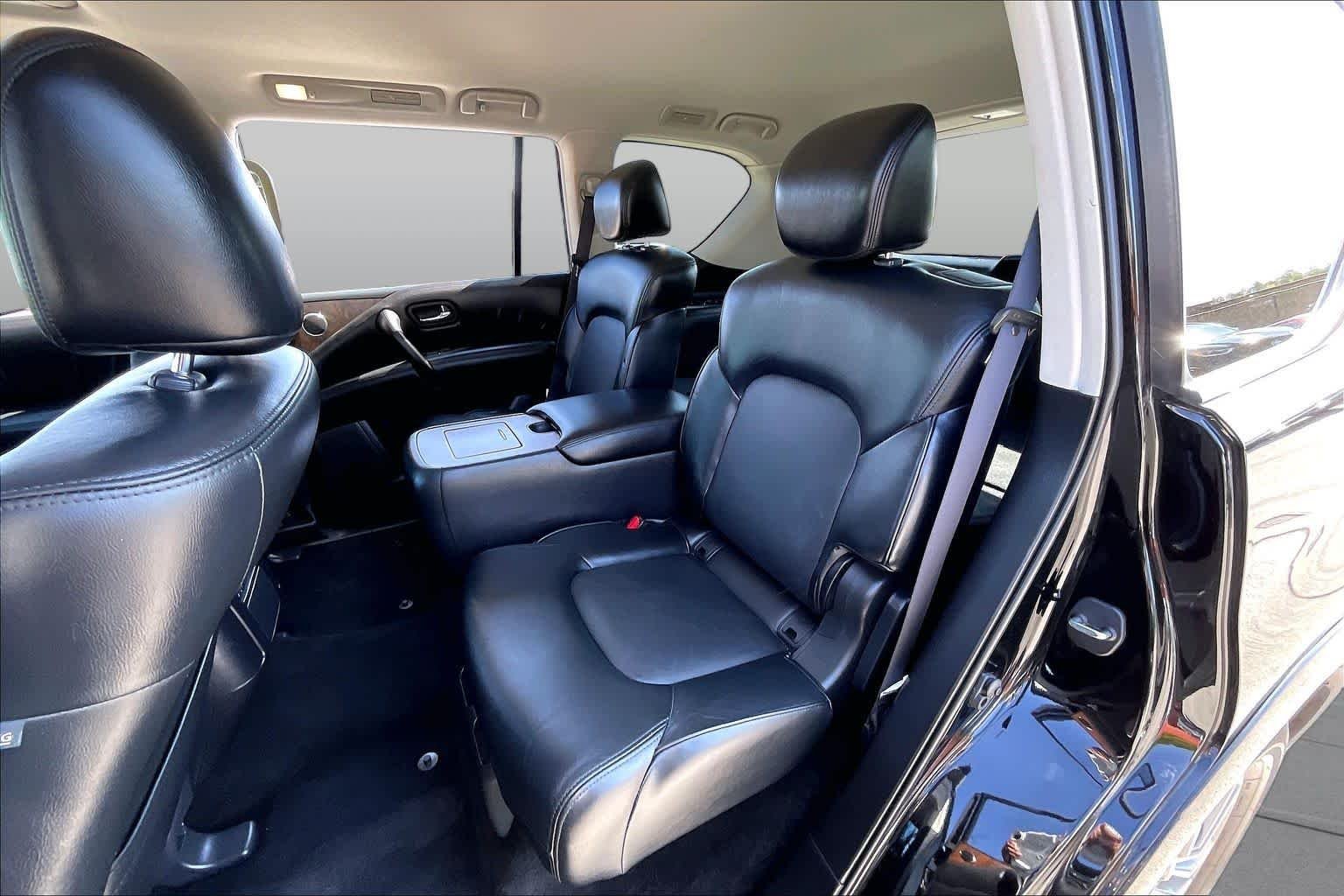 Used 2024 Super Black Nissan SL image 19
