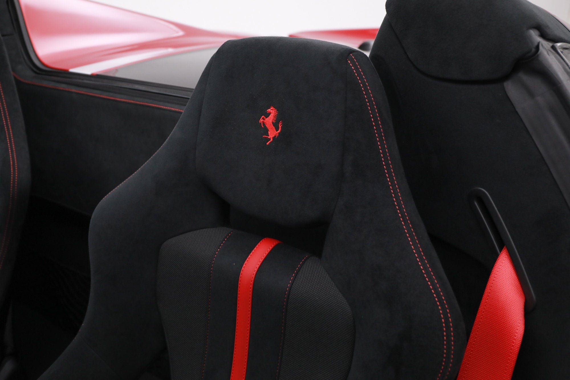 Certified Used 2020 Rosso Fuoco Ferrari  image 28