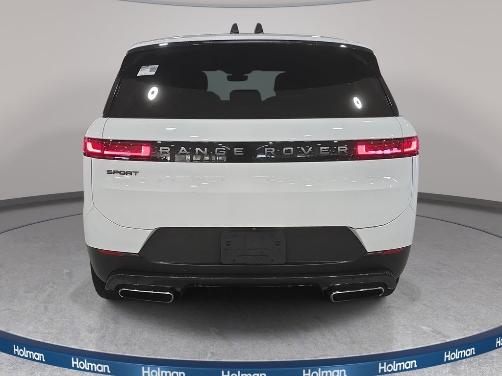 Used 2024 Fuji White Land Rover SE image 7