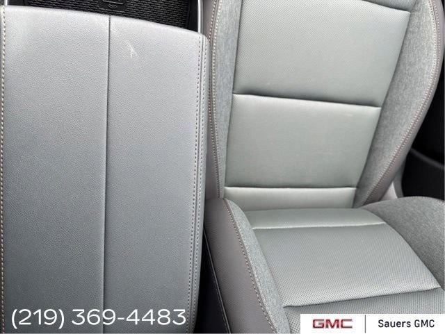 2026 GMC Terrain AT4 - Photo 15