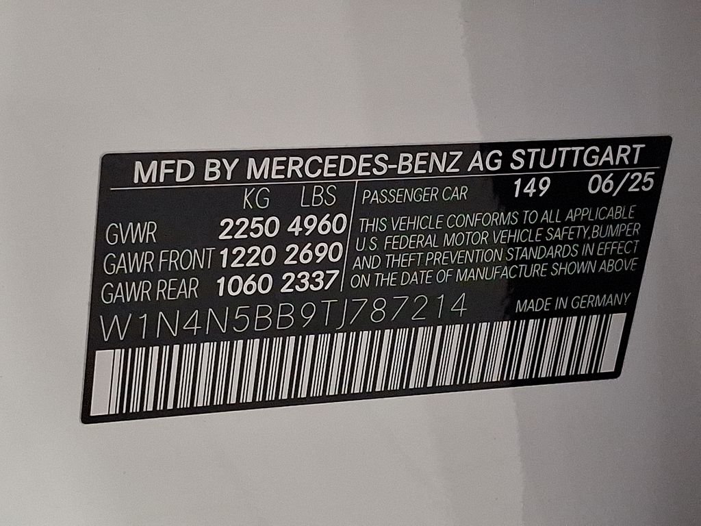 New 2026 Polar White Mercedes-Benz GLA 35 AMG® image 27
