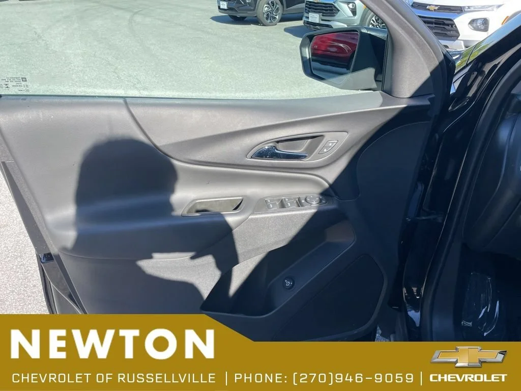Used 2024 Mosaic Black Metallic Chevrolet LT image 8