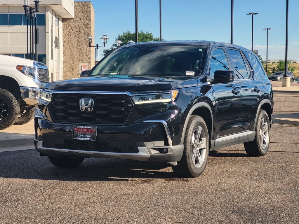 Used 2024 Black Honda EX-L image 7