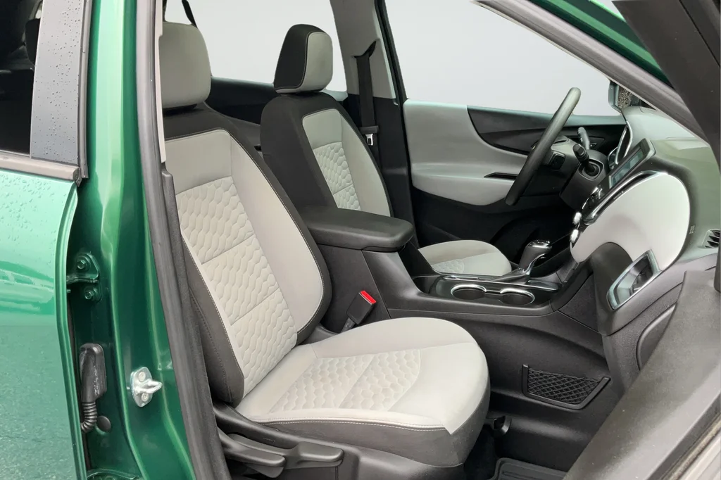 Used 2018 Green Chevrolet LS image 20
