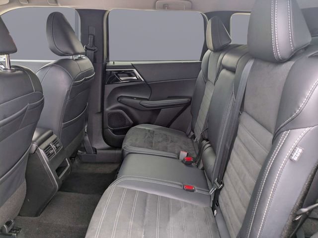 Used 2024 Gray Mitsubishi SE image 14