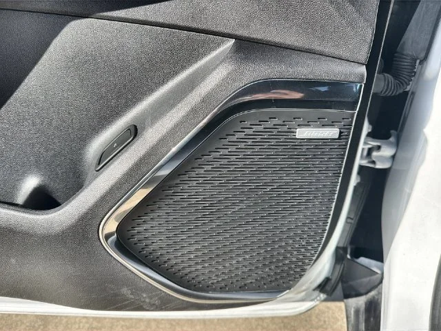 2026 GMC Acadia Elevation - Photo 23