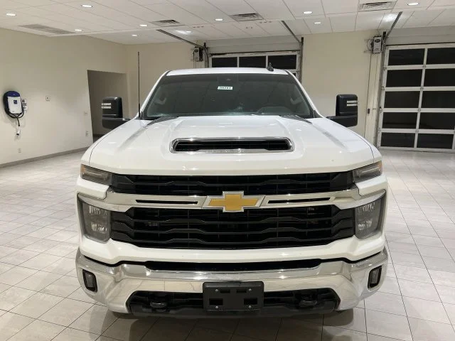 2026 Chevrolet Silverado 2500HD LT - Photo 8