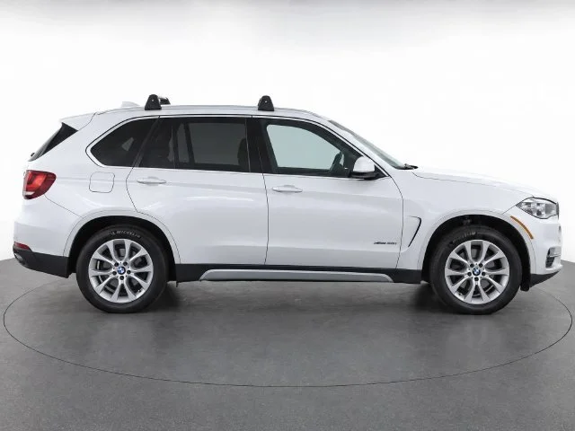 Used 2014 White BMW sDrive35i image 8