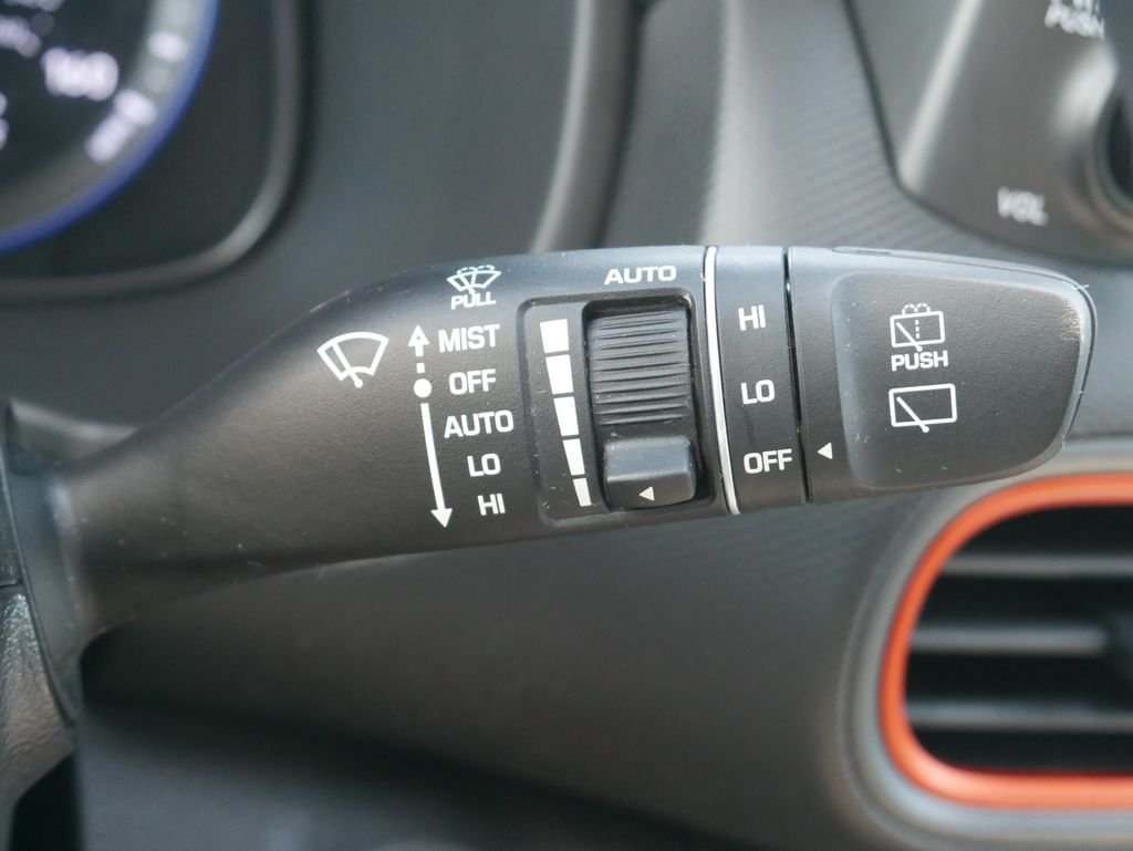 Used 2020 Orange Hyundai Ultimate image 31