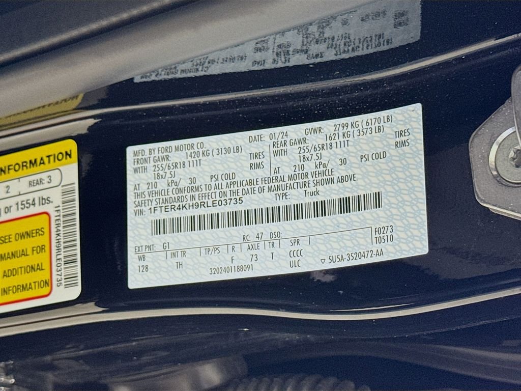 Used 2024  Ford LARIAT image 33