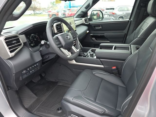 2026 Toyota Tundra Limited - Photo 10