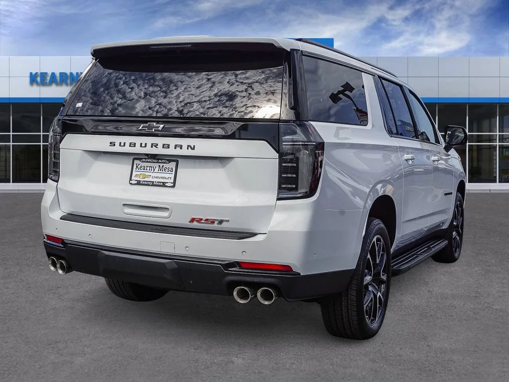 2026 Chevrolet Suburban RST - Photo 6