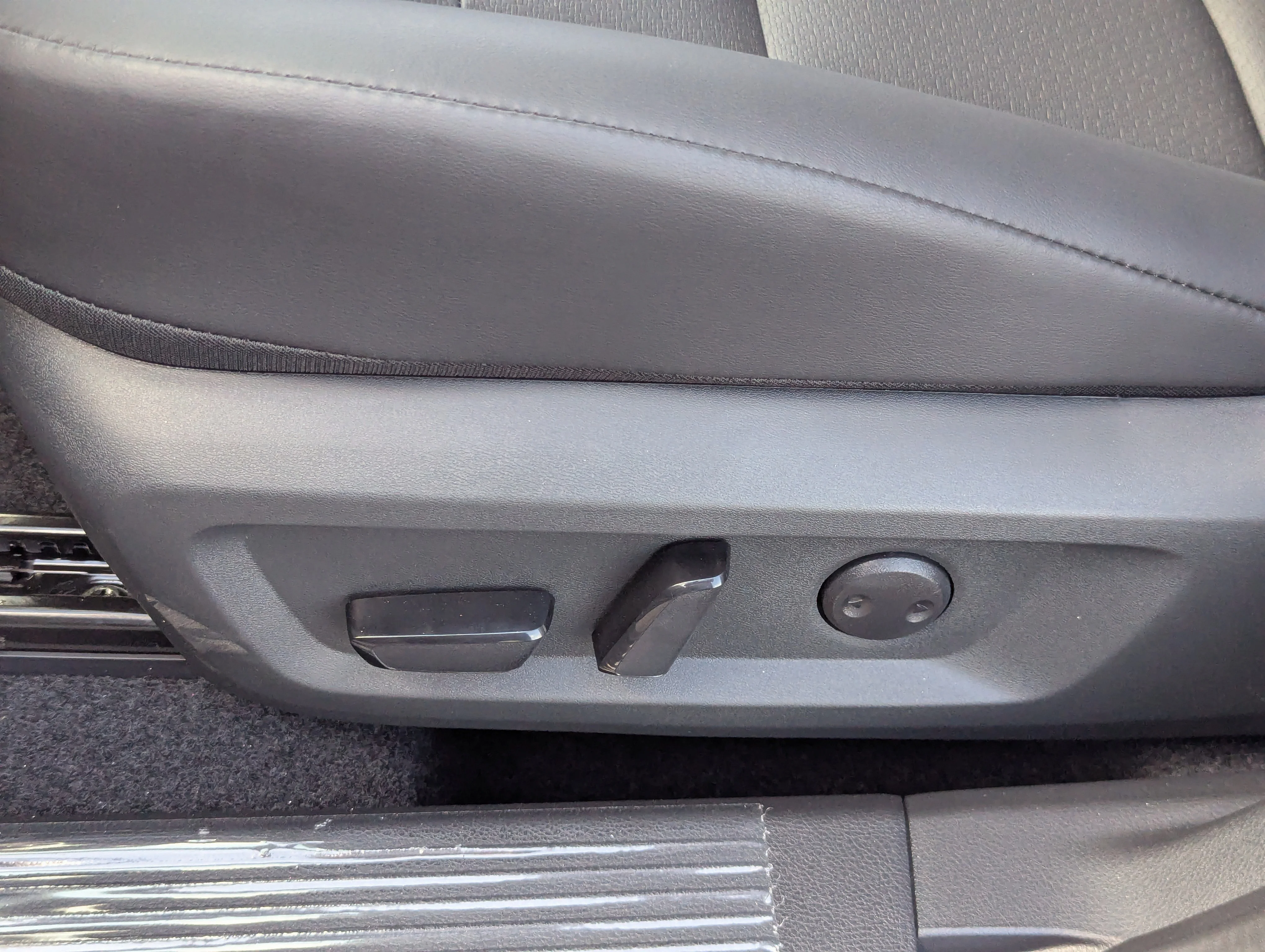 2026 Nissan Rogue SV - Photo 24