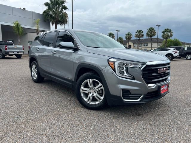 Used 2024 Sterling Metallic GMC SLE image 1