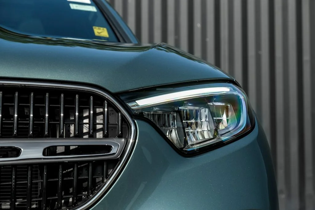 New 2026 Verde Silver Metallic Mercedes-Benz GLC 300 image 6