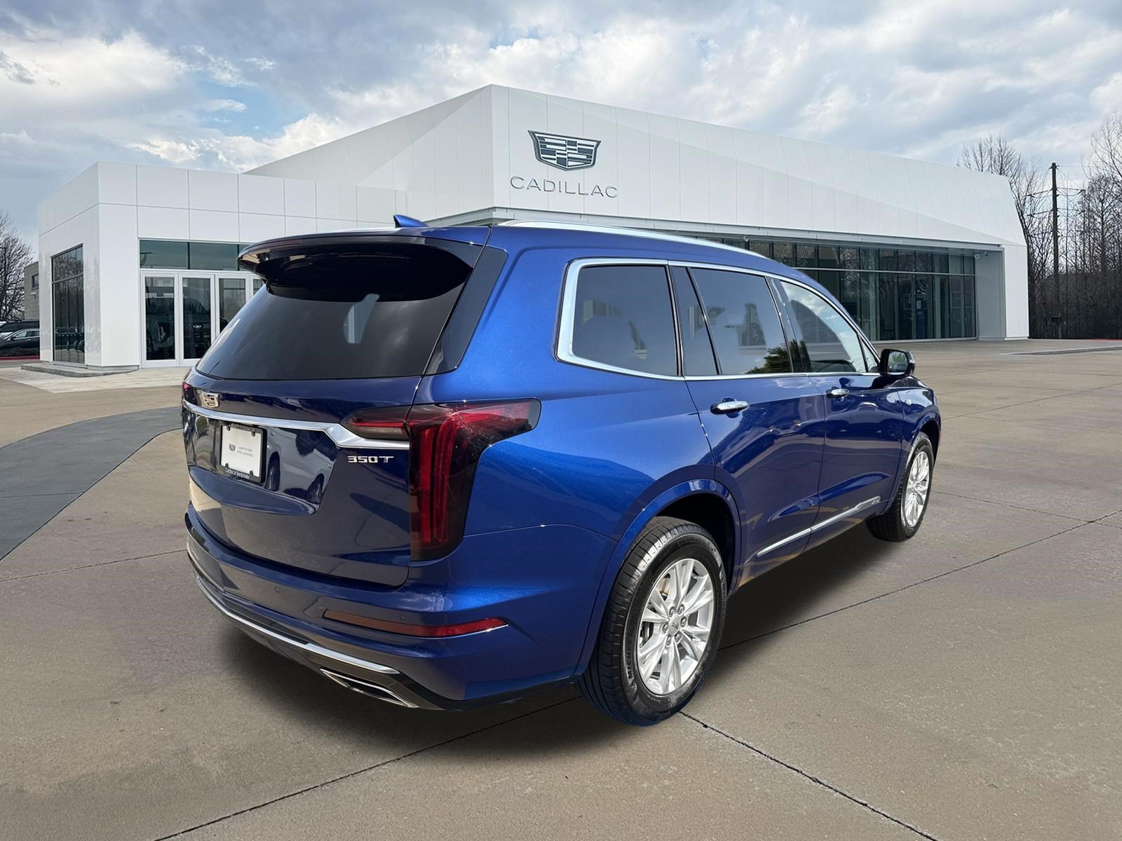 2024 Cadillac XT6 Luxury - Photo 3