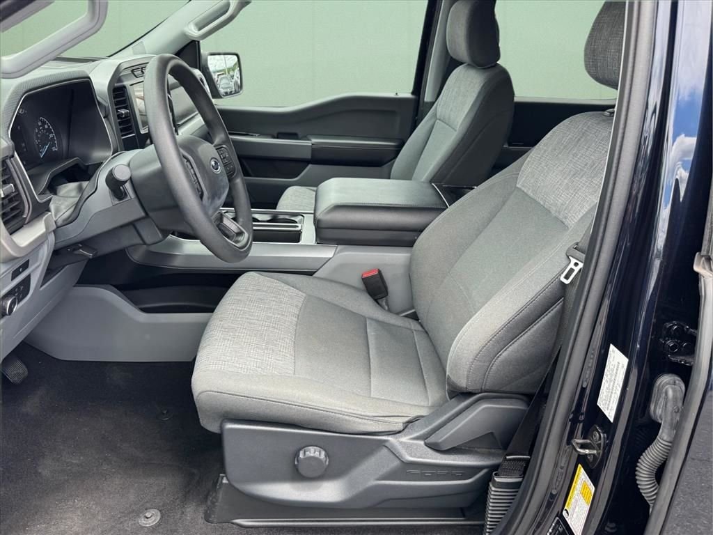 Used 2022 Blue Ford XLT image 5
