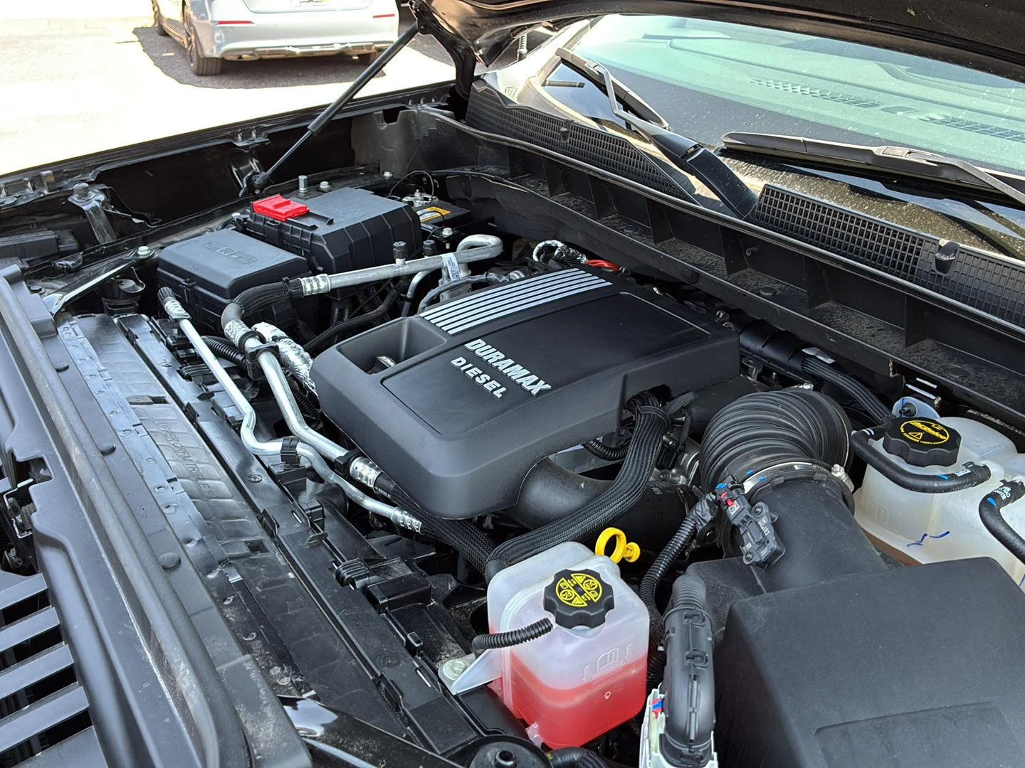 Used 2025 Onyx Black GMC SLT image 13
