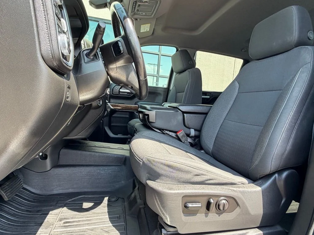 Used 2021 Blue GMC SLE image 7