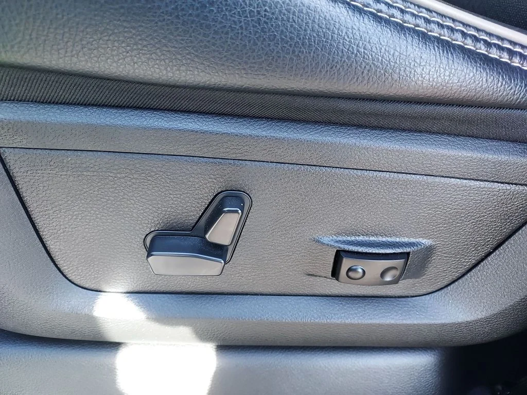 Used 2024 Gray Ram Laramie image 18