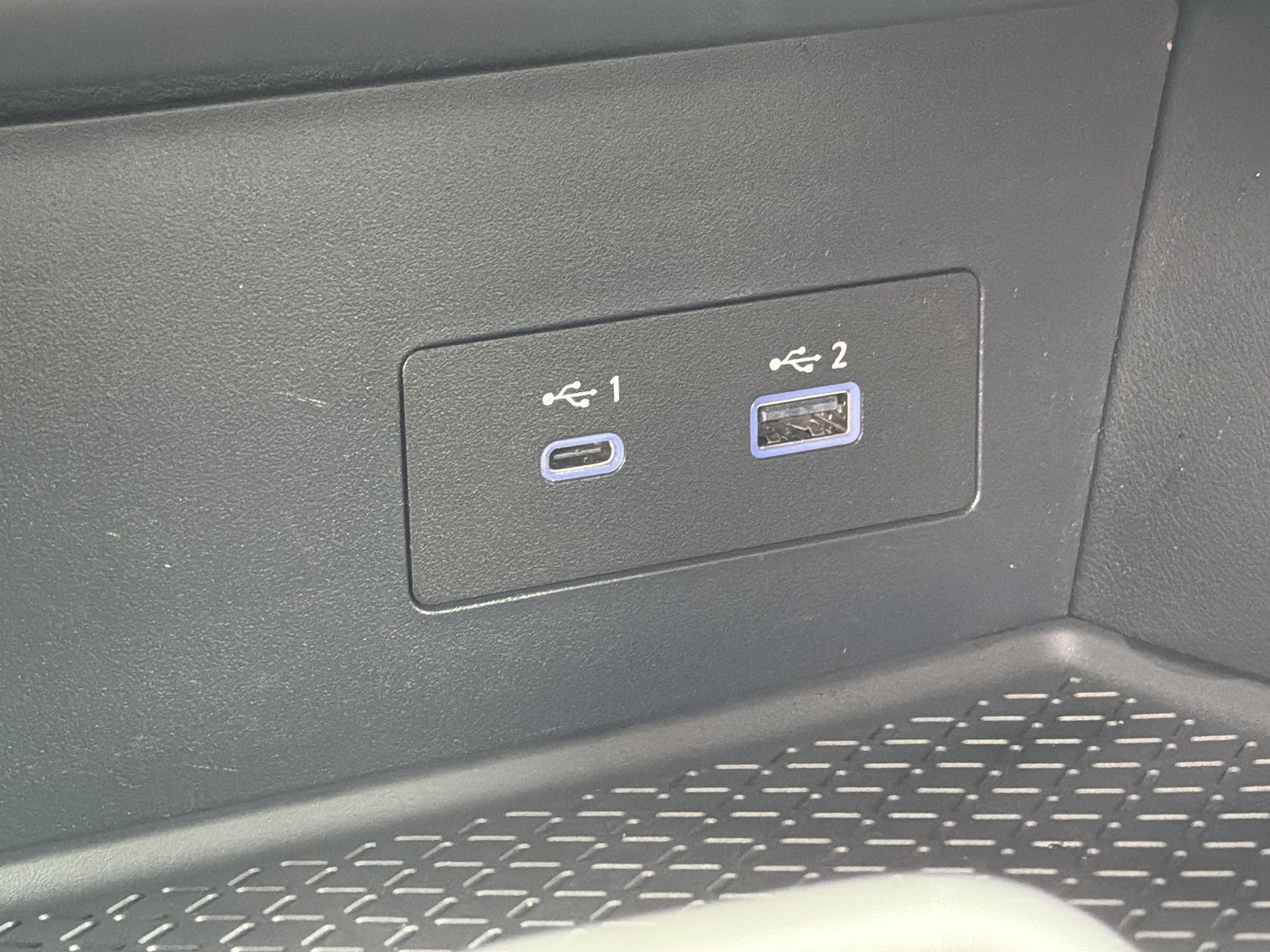 Used 2025 Super Black Nissan S image 33