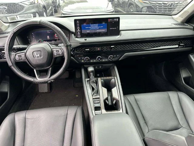 Used 2023 Canyon River Blue Metallic Honda Touring image 16
