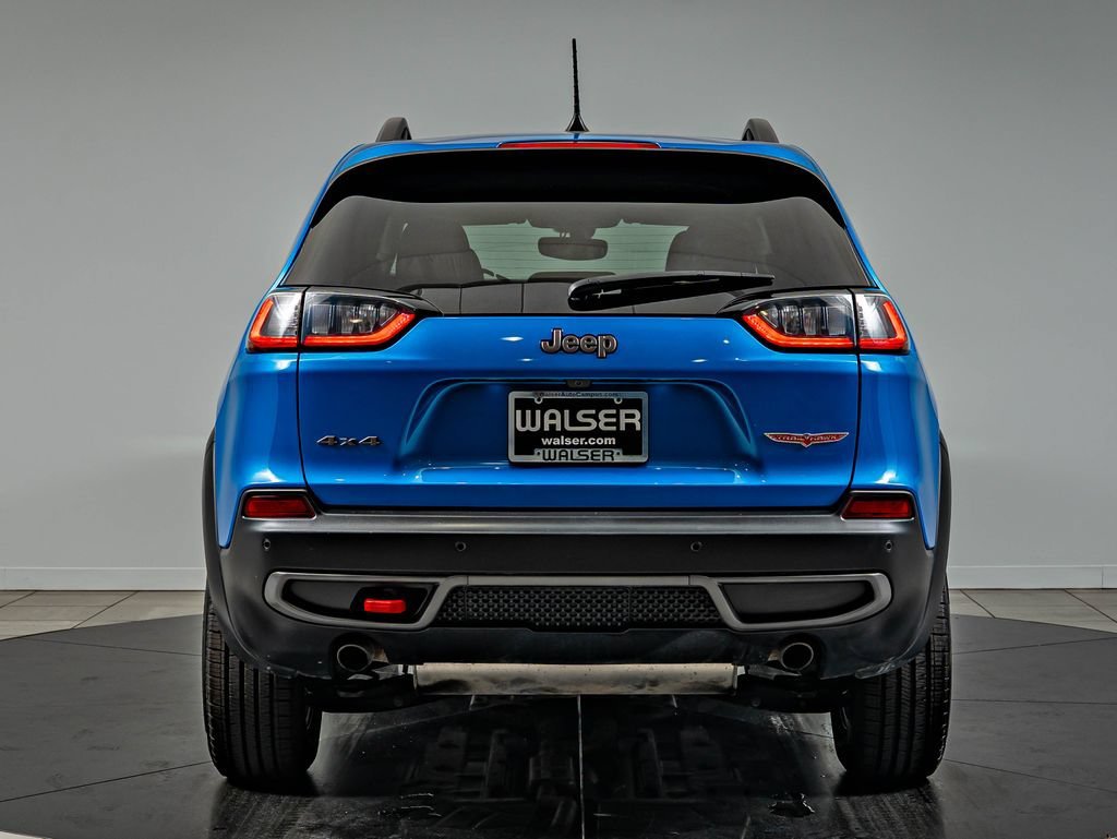 Used 2020 Hydro Blue Pearlcoat Jeep Trailhawk image 6