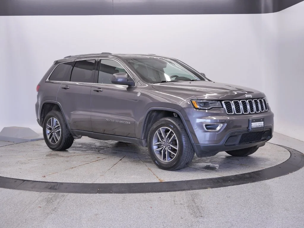 Certified Used 2020 Gray Jeep Laredo image 10