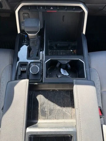 2025 Toyota Tundra SR5 - Photo 13