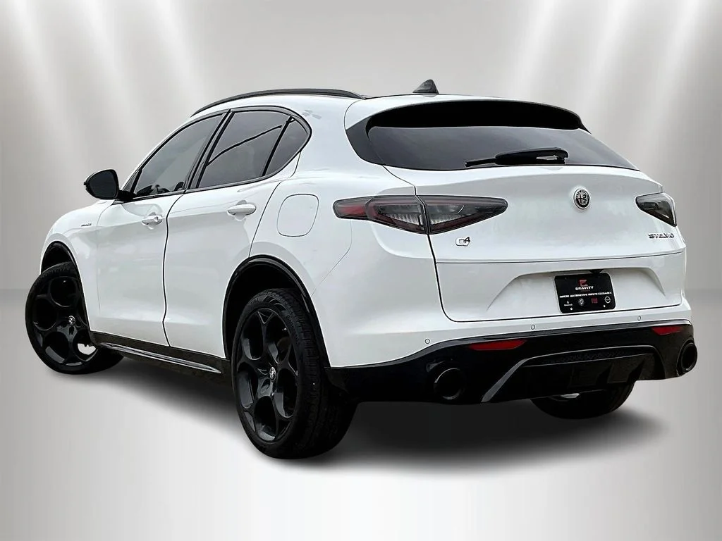 Used 2024 White Alfa Romeo Veloce image 4