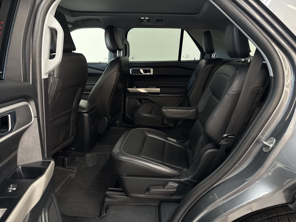 Used 2022 Gray Metallic Ford XLT image 14