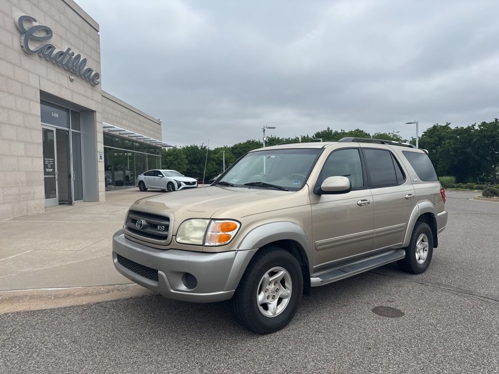 2002 Toyota Sequoia SR5 4x4's photo