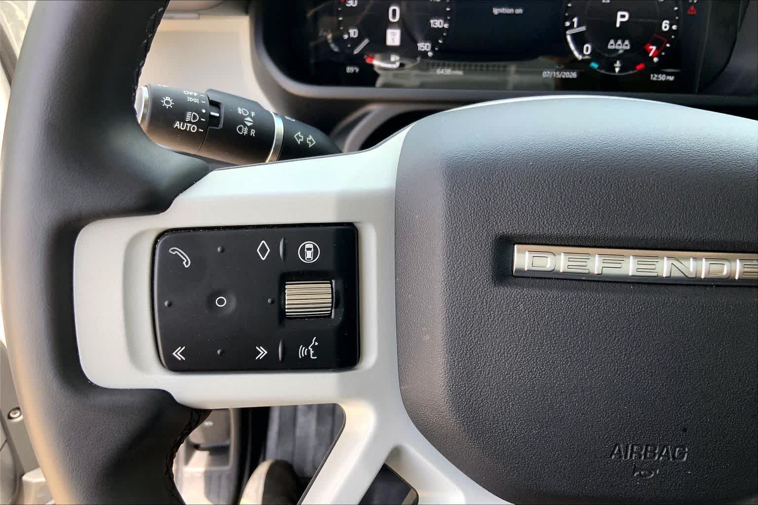 Used 2024 Fuji White Land Rover S image 23