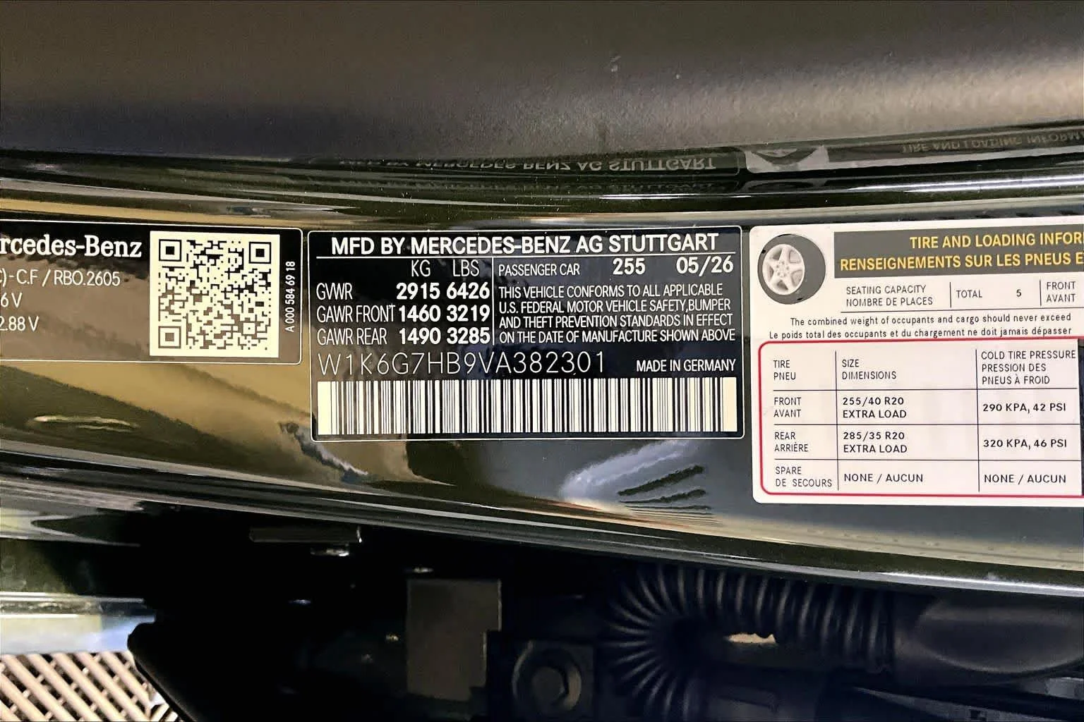 New 2027 MANUFAKTUR Olive Metallic Mercedes-Benz S 580 image 12