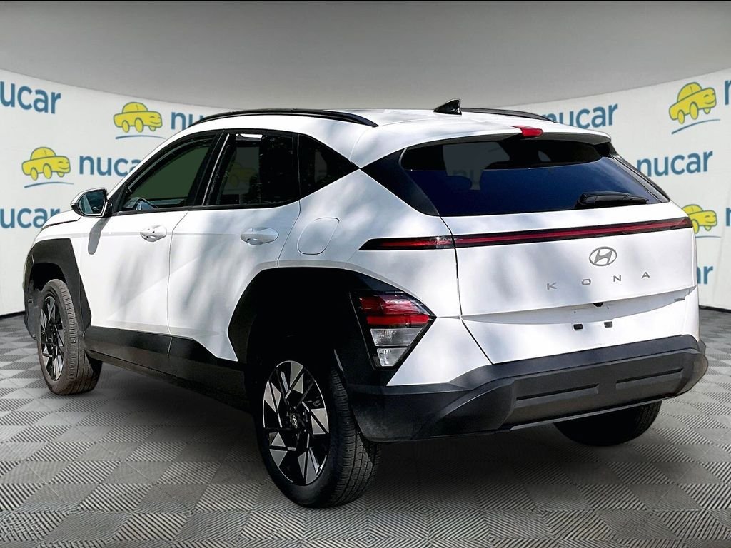 Used 2025 Atlas White Hyundai SEL image 4