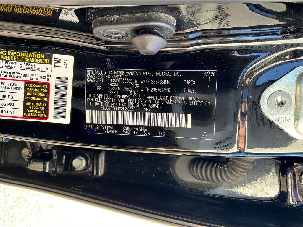 Used 2021 Black Toyota XLE image 33