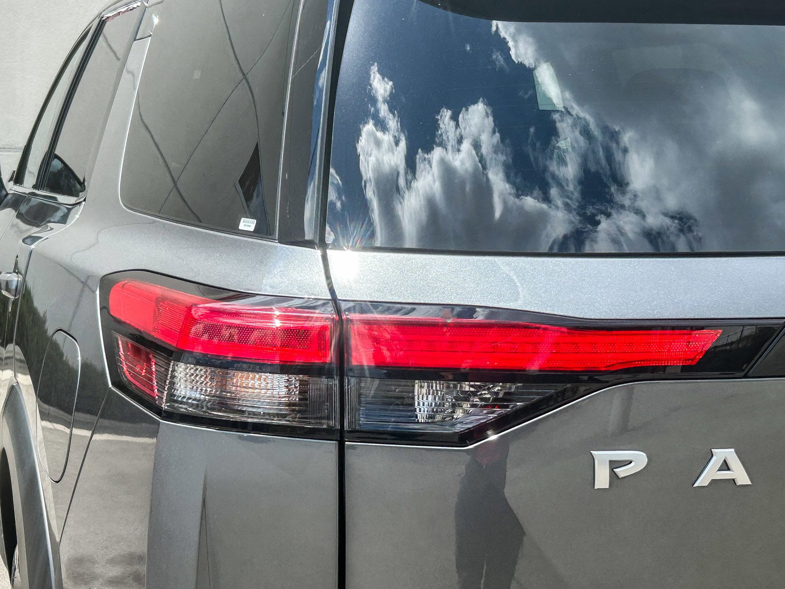 Used 2025 GUN METALLIC NISSAN SV image 9