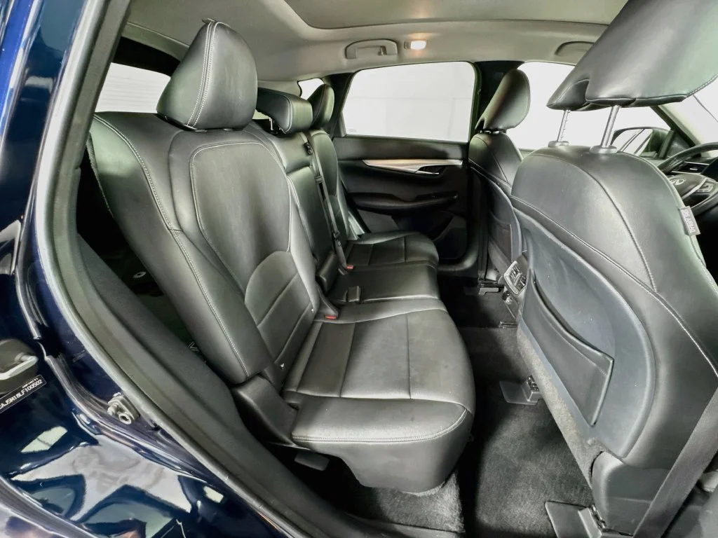 Certified Used 2020 Blue INFINITI LUXE image 35