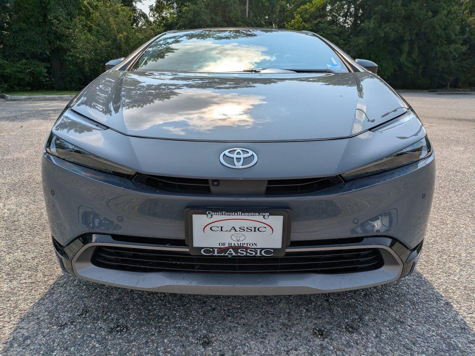 Used 2024 Guardian Gray Toyota Limited image 9