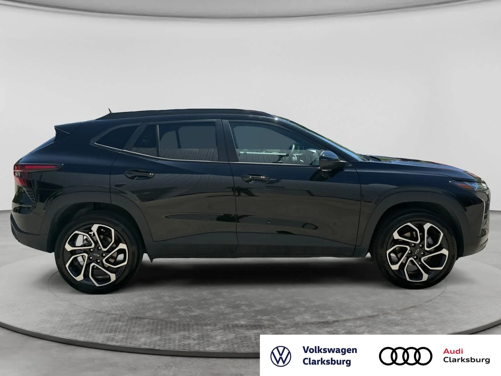 Used 2026 Mosaic Black Metallic Chevrolet 2RS image 4